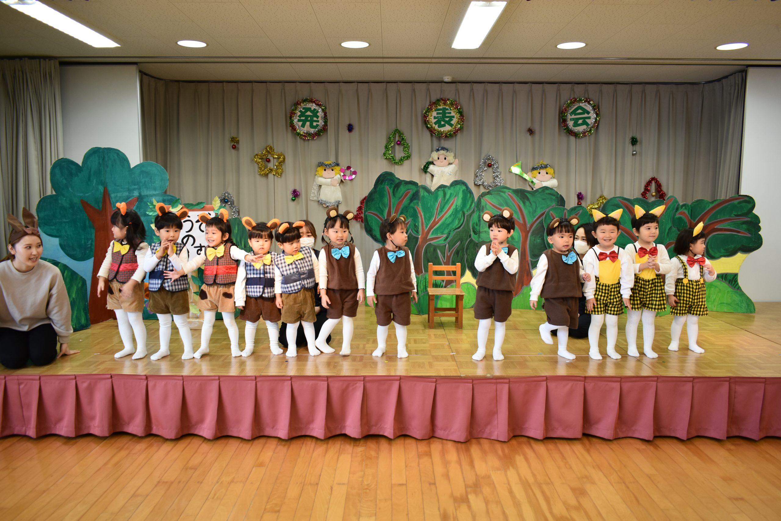 発表会頑張ったよ☆彡つきぐみ (2歳児)